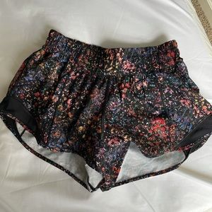 lululemon floral hotty hot shorts
